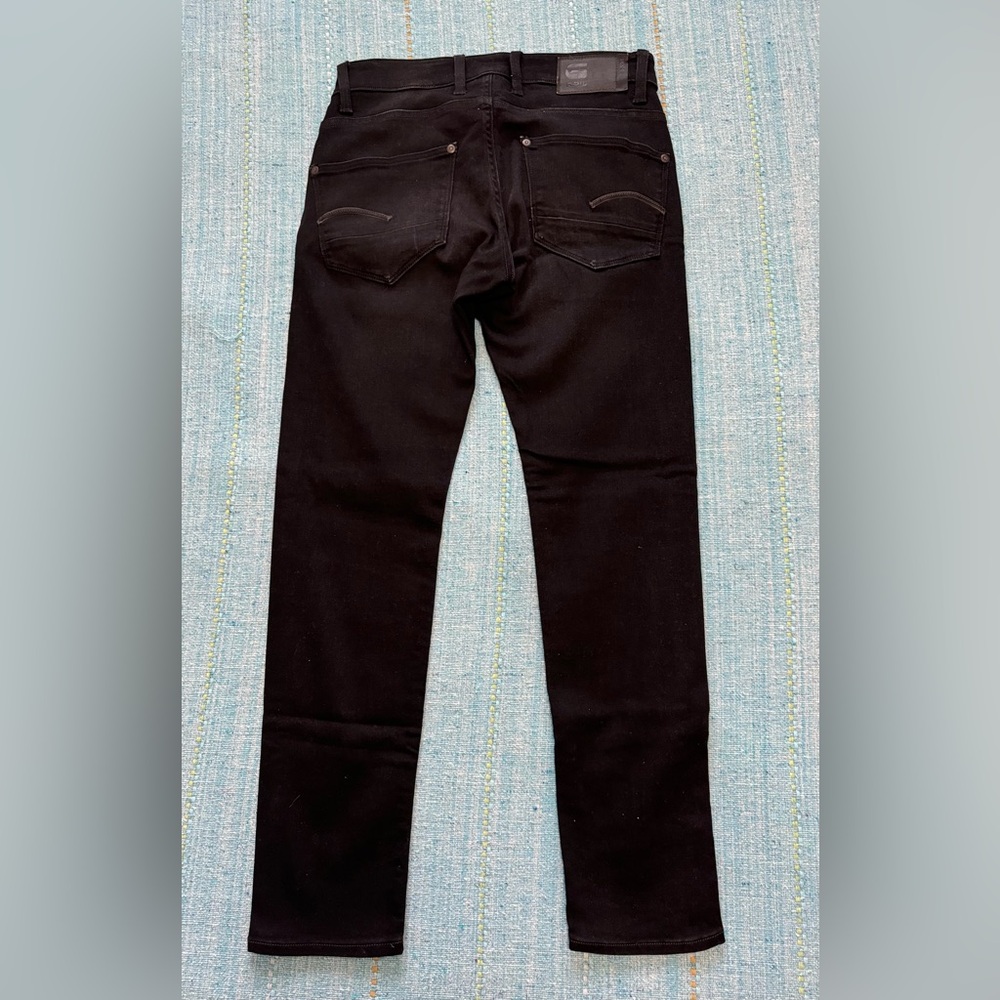 G-Star revend with very comfortable stretch denim size 30 . Excellent condition.